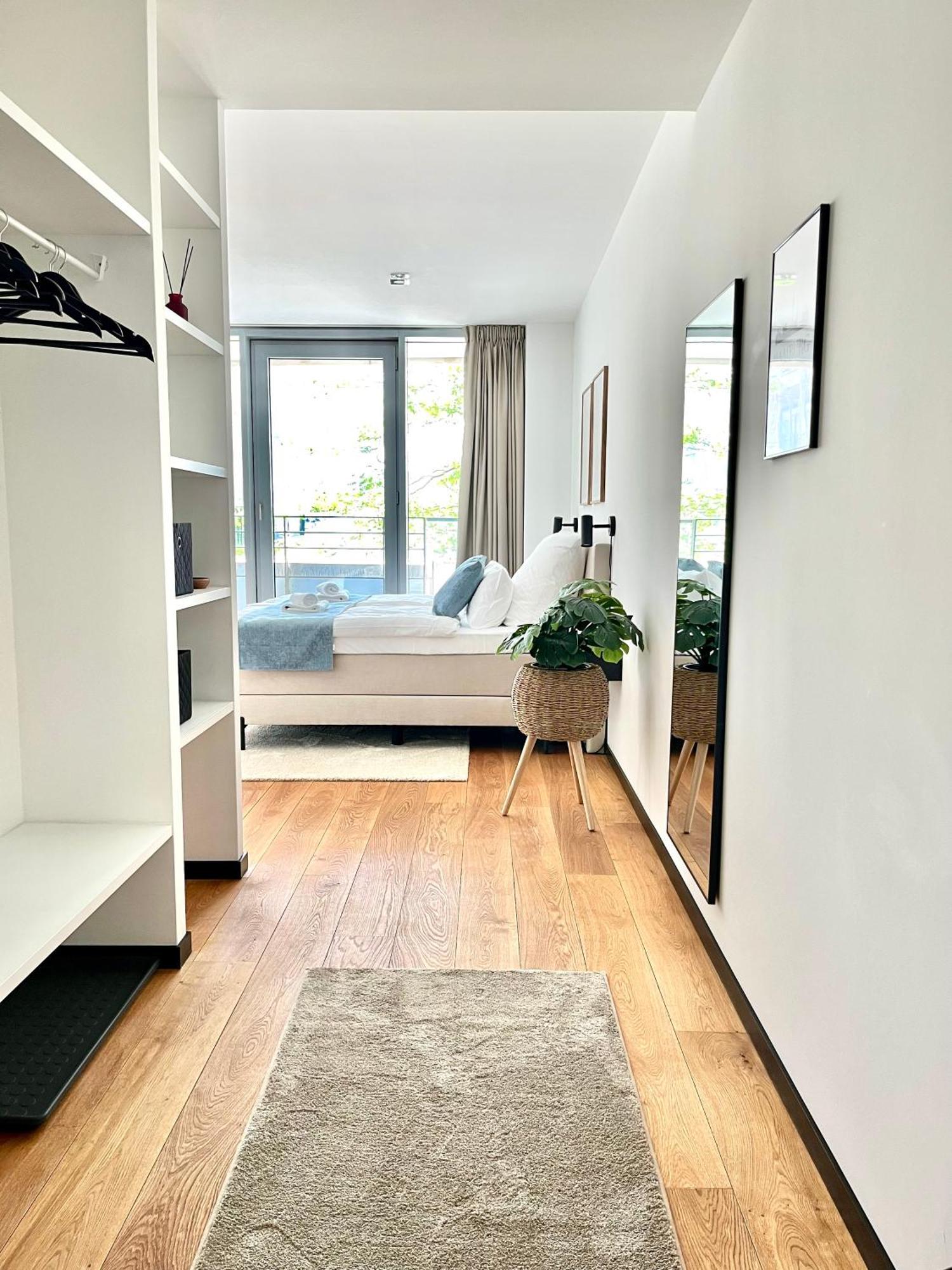 Come2stay Hafencity - Marco Polo Tower * Гамбург